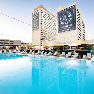 3* Otel Downtown Grand & Casino