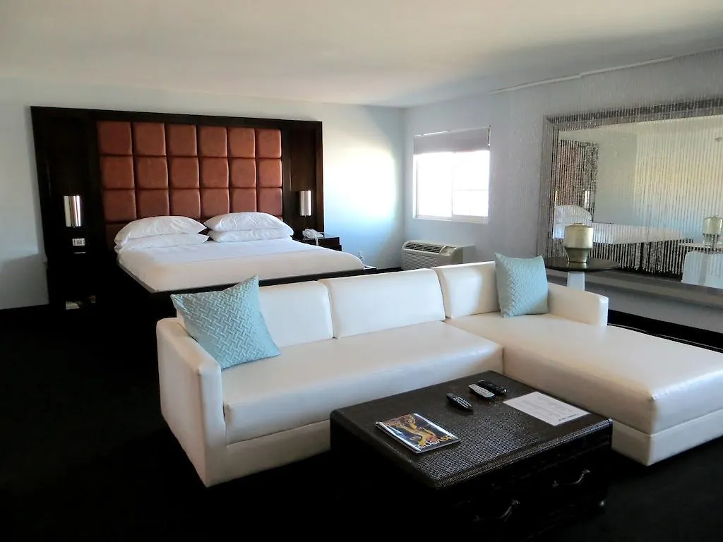 Otel Blue Moon Gay Resort Las Vegas